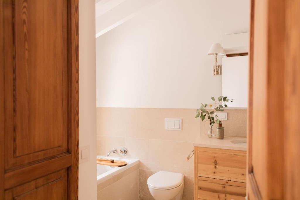 Villa Fully Renovated Manor House In The Heart Of *